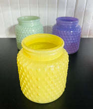 Load image into Gallery viewer, DESIGNER'S CHOICE SPRING BQT in glass small vase