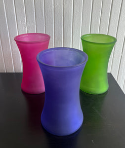 DESIGNER'S CHOICE SPRING BQT  in glass vase